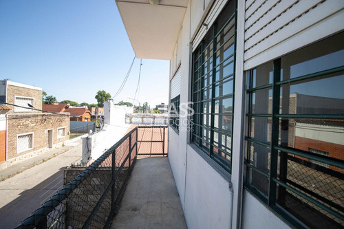 Casa 3 Dorm, 2 Baños, Parrillero, En Sayago