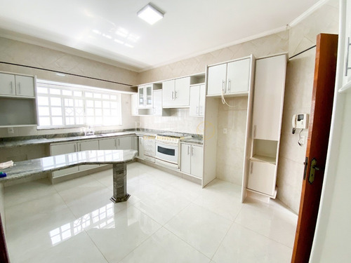 Imagem 1 de 21 de Casa Padrão Em Franca - Sp - Ca0020_rncr