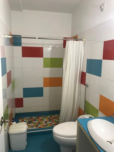 Imagen 5 de 14 de Vendo 2 Apartamentos Y 2 Locales 04122183505 Cod.22-24774