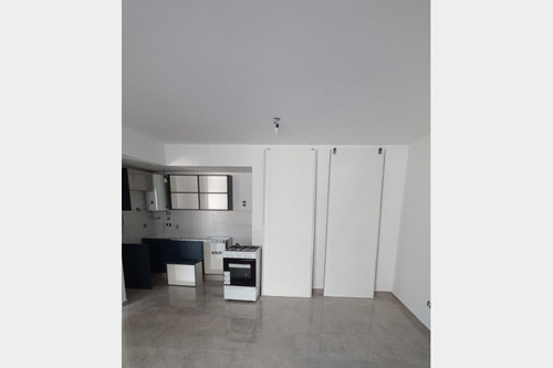 Imagen 3 de 8 de Departamento En Venta En Ramos Mejia