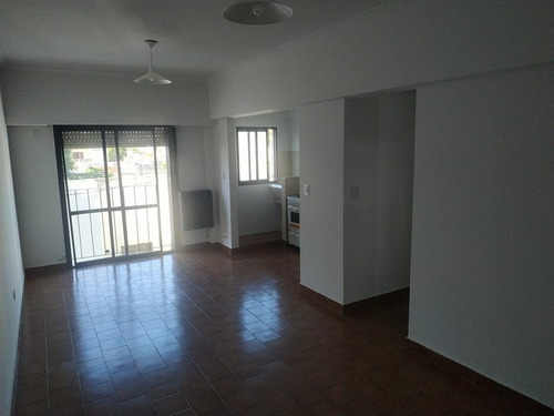 Imagen 2 de 12 de Oportunidad Vende Dpto A 6 Cuadras De La Universidad
