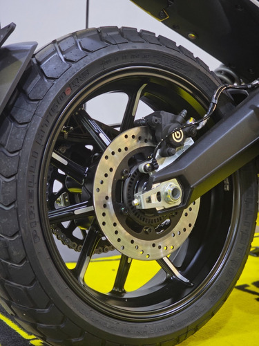 Imagen 13 de 25 de Ducati Scrambler Icon 800 0km No Triumph Street Twin