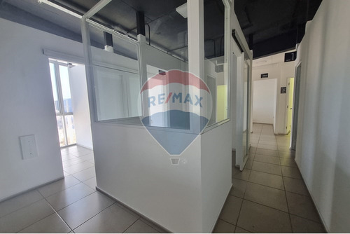 Oficina Área De La Salud