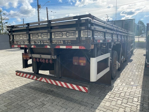 Volkswagen 24-250 E Constellation 3-eixos 2p