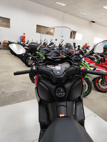 Yamaha Xmax 250 2023 / 11.691 Km