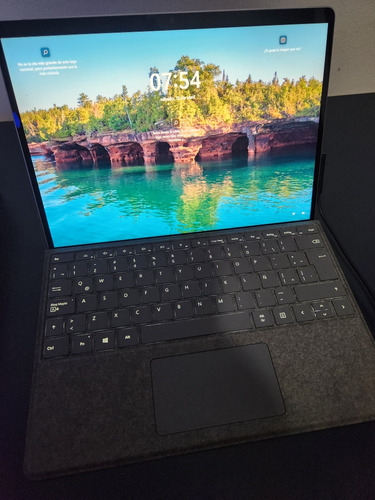Surface Pro 8 I5 8gb 256gb + Teclado