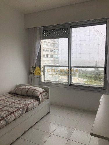 Apartamento En Alquiler - Complejo De La Parada 18 Mansa, De 2 Dor 2 Baños, Balcon Y Cochera Techada - Consulte!!!!!!!!- Ref: 2373