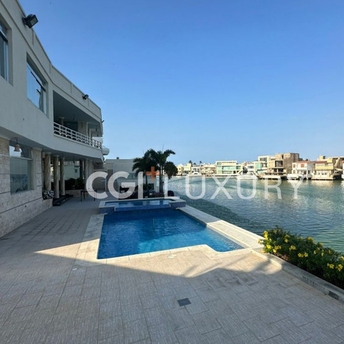 Cgi+ Luxury Lecheria Vende Hermosa Casa En La Ur. Las Villas