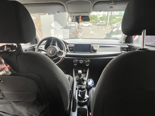 Kia Rio 2021 *único Dueño* Motor 1.4