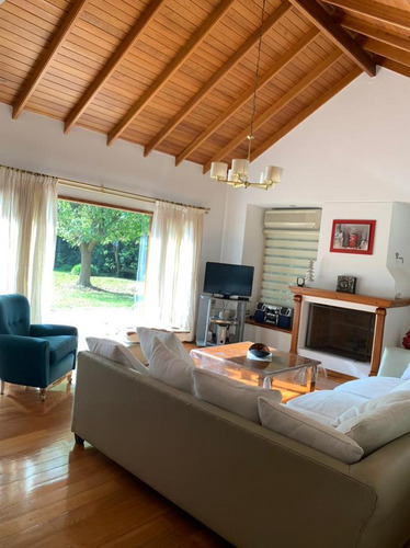 Venta De Casa En San Diego Country Club.- Moreno.-
