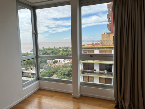 Departamento En Venta En La Lucila, 3dormitorios, 2cocheras, Pileta