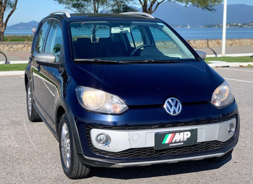 Imagem 2 de 13 de Volkswagen Up Cross