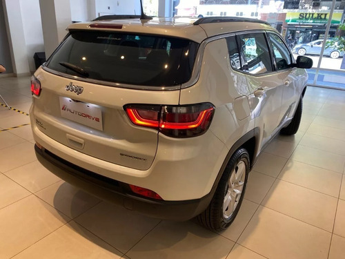 Imagen 6 de 25 de Jeep Compass H