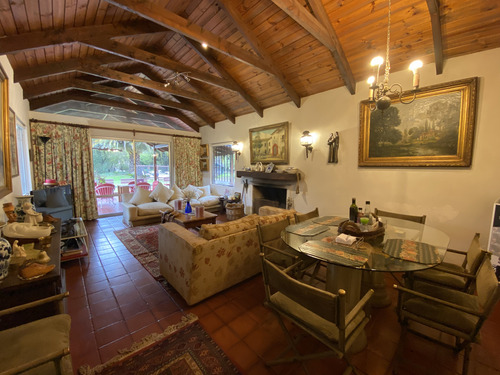 Casa Con Parque Y Piscina Calera De Tango