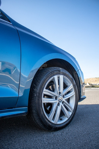 Imagen 9 de 15 de Jetta Sportline Mk Vi 2018 Azul
