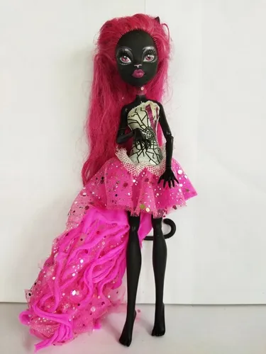 Monster High Catty Noir Boo York Vestido Gala Rosa Gata