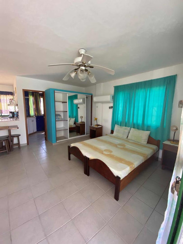 Conjunto Residencial Con Piscina La Mira, El Agua Ic-00387