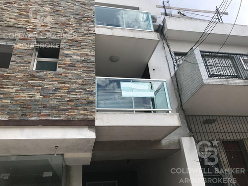 Apartamento De 1 Dormitorio Con Garaje En Venta En Pocitos