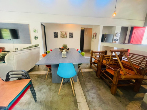 Se Vende Increíble Villa En Jarabacoa