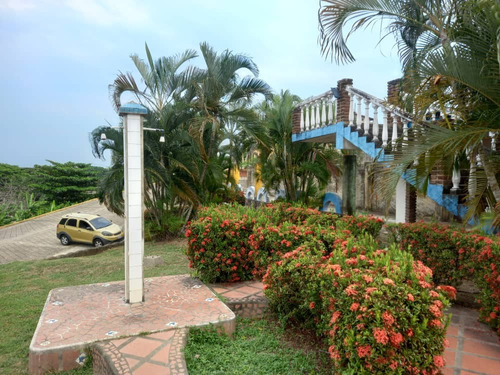 Casa En Villa Tucan. Higuerote Carretera De Sotillo. 