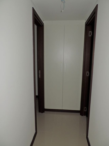 Oficinas A Estrenar Sobre 18 De Julio !!