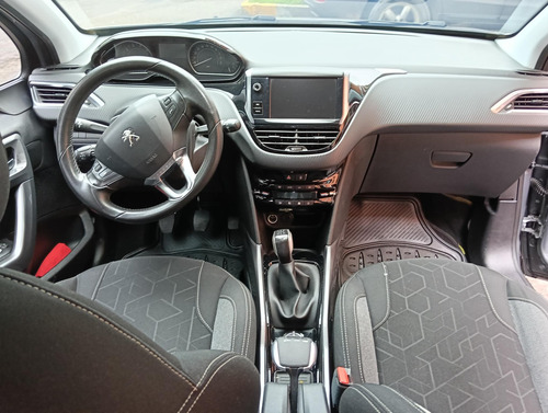 Peugeot 2008 1.6 Active Camioneta
