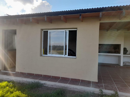 Condominio Con Cuatro Departamentos. Villa Giardino Cordoba