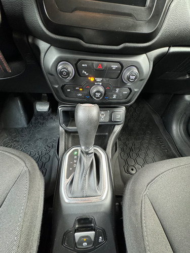 Jeep Renegade 1.8 Sport At Plus