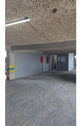 Imagen 7 de 12 de Apartamento Vacacional En Alquiler Res Montemar Playa Grande Catia La Mar La Guaira