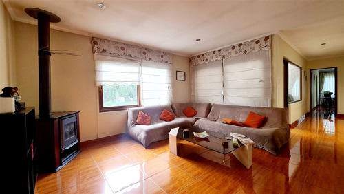 Casa En Venta En Colina