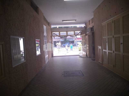 Imagem 2 de 15 de Loja Comercial Na Tijuca. Rua Haddock Lobo - Jclj00017