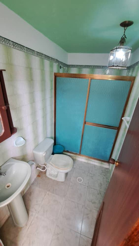 Np Casa En Alquiler En La Esmeralda Semi Amoblada Cod 288186
