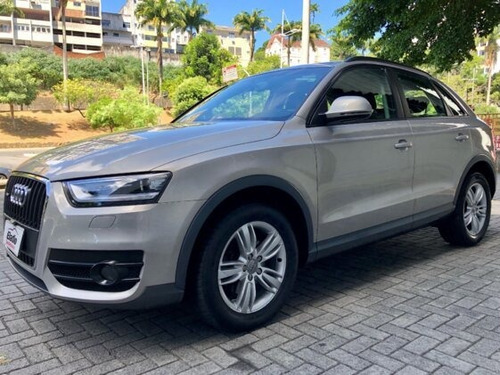 Q3 2.0 Tfsi Ambiente S Tronic Quattro