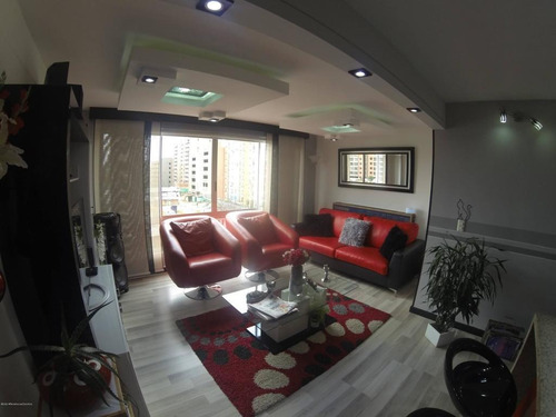Apartamento En Nueva Castilla Rah Co: 21-1290