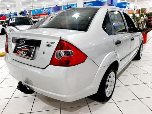 Ford Fiesta Sedan 1.0 Flex 4p Prata 2008 Completo