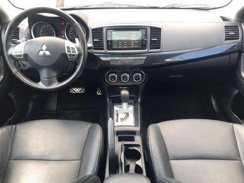 Imagem 9 de 13 de Mitsubishi Lancer 2.0 Hle 16v Gasolina 4p Automático