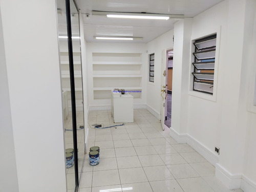 Imagem 4 de 22 de Loja 250m², 03 Banheiros E 03 Copas. Excelente Localização Entre As Alamedas Joaquim Eugênio De Lima, Lorena E Avenida Brigadeiro Luís Antônio. - 22030405 - 70657798