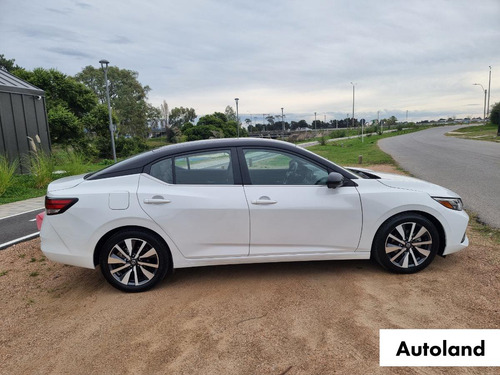 Nissan Sentra Exclusive