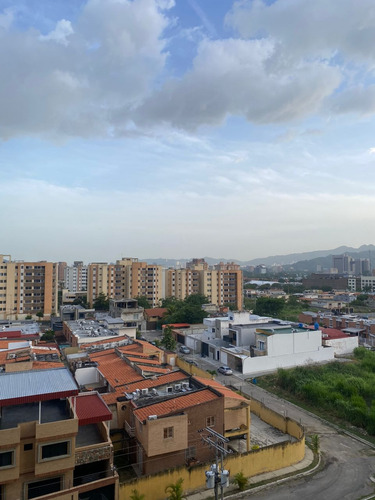 Apartamento En Mañongo Res Plaza Real Naguangua. St