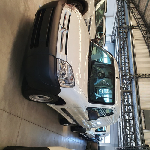 Imagen 15 de 15 de Berlingo Furgon Vti 115 Business Castelar