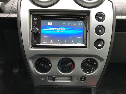 Imagem 18 de 18 de Ford Fiesta Se 1.6 2014 Completo Flex