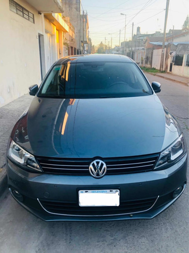 Volkswagen Vento 2.0 Sportline Tsi 200cv Bi-xenon Dsg 2014