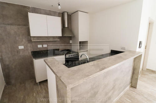 Imagen 6 de 18 de Ph 2 Ambientes Venta - Saavedra