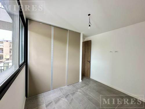 Venta De Excelente Depto. En Blvd. Sáenz Peña!