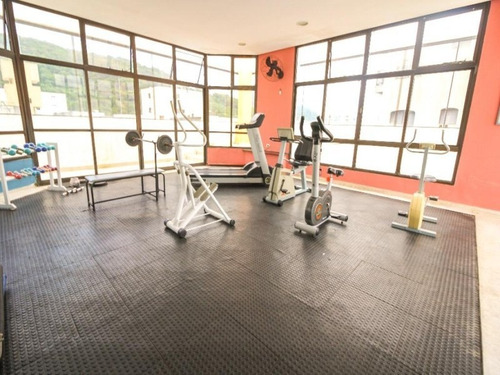 Imagem 15 de 17 de Guarujá Pitangueiras Flat 2 Dormitórios Ar Condicionado Piscina Lazer Completo Manobrista Serviço De Praia Portaria 24 Horas - Fl0011 - 34708972