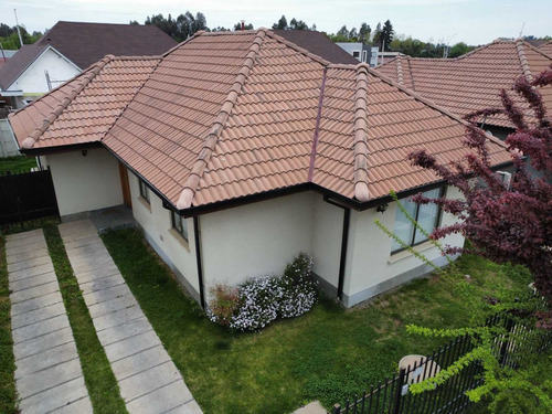 Excelente Casa En Venta En San Valentin (84299)