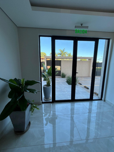 Vendo Departamento A Estrenar En El Edificio Zuba 9 De Encarnación: 2 Habitaciones Y 1 Baño