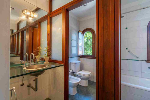 Casa 6 Ambientes, V Del Parque, Jardin Y Pileta