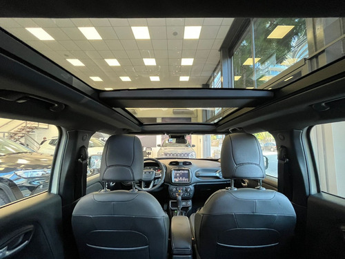 Imagen 23 de 25 de Nueva Jeep Renegade Serie S 1.3t At6 4x2 En Stock Fisico Hg