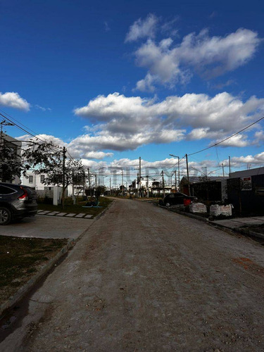 Venta De Casa En El Quimilar, City Bell